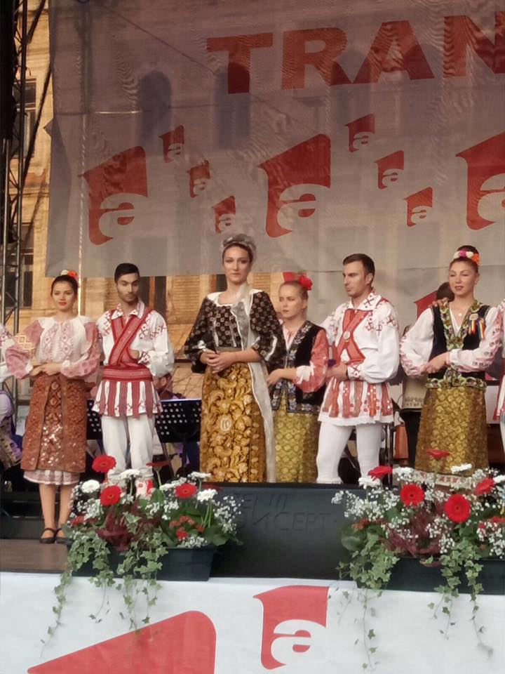 ANSAMBLUL DOINA BASCOVULUI INVITATI LA CLUJ- ZIUA ANTENEI 1