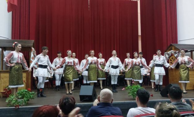 Casa de Cultură a Comunei Bascov ”Adriana Trandafir”, continuă seria evenimentelor-spectacol cu specific aparte