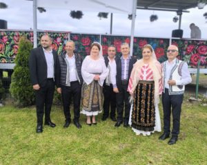 ‘’Doina Bascovului’’, invitată să performeze pe scena ‘’Sărbătorii Salcâmului’’, de ziua comunei Andrieșeni, județul Iași