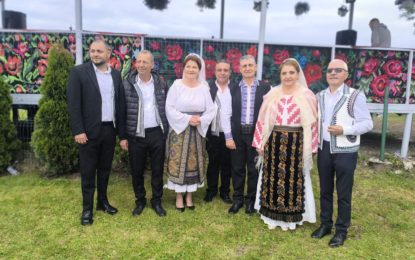 ‘’Doina Bascovului’’, invitată să performeze pe scena ‘’Sărbătorii Salcâmului’’, de ziua comunei Andrieșeni, județul Iași