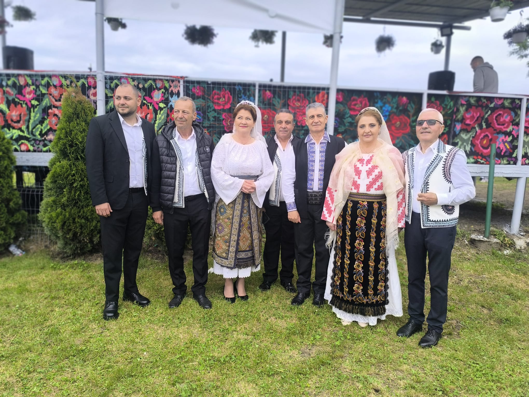 ‘’Doina Bascovului’’, invitată să performeze pe scena ‘’Sărbătorii Salcâmului’’, de ziua comunei Andrieșeni, județul Iași