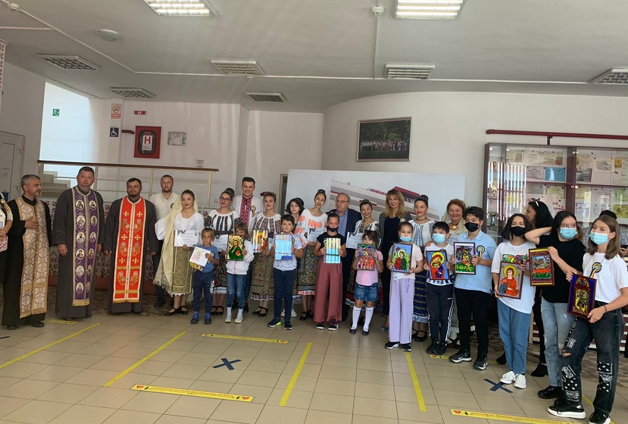Managerul Casei de Cultura  a Comunei Bascov și-a inceput activitatea cu un eveniment  ortodox