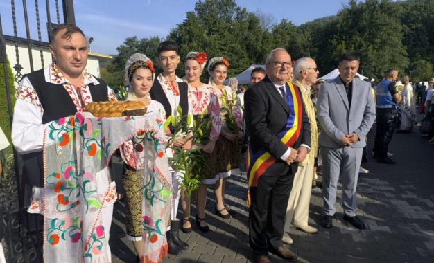 Ziua Comunei Bascov, la 605 ani de la prima atestare documetară, evenimente de mare însemnătate, artiști de top – Veta Biriș, Mirela Vaida, F.Charm și Oile negre, Andrei Bănuță!