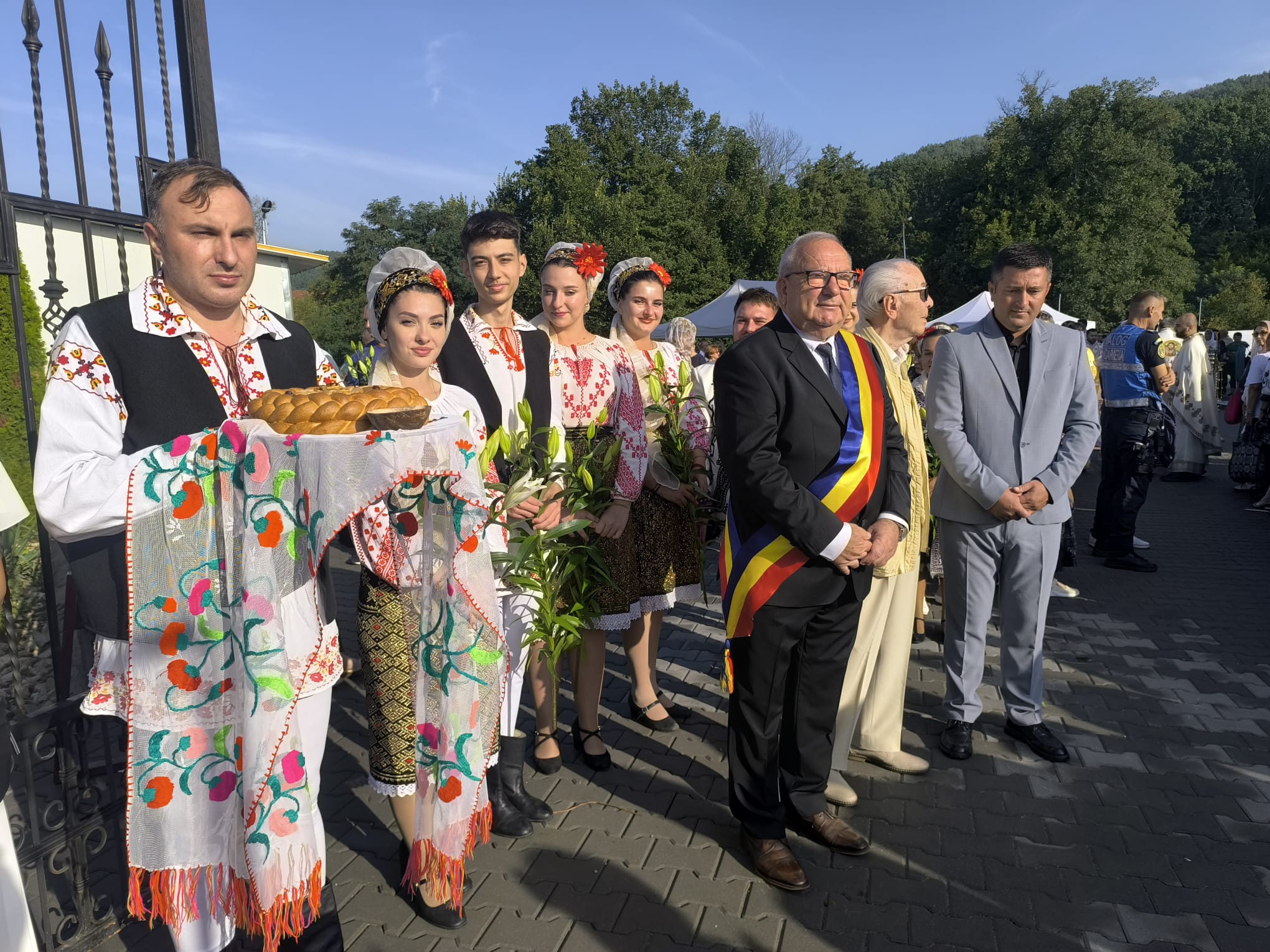 Ziua Comunei Bascov, la 605 ani de la prima atestare documetară, evenimente de mare însemnătate, artiști de top – Veta Biriș, Mirela Vaida, F.Charm și Oile negre, Andrei Bănuță!